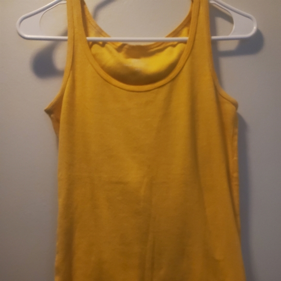 2/15$ summer top - Picture 1 of 2